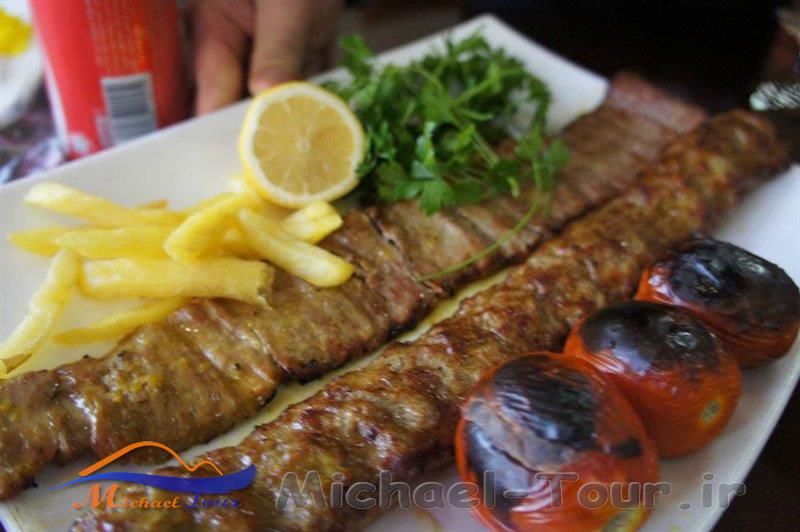 رستوران اقبالی قزوین
