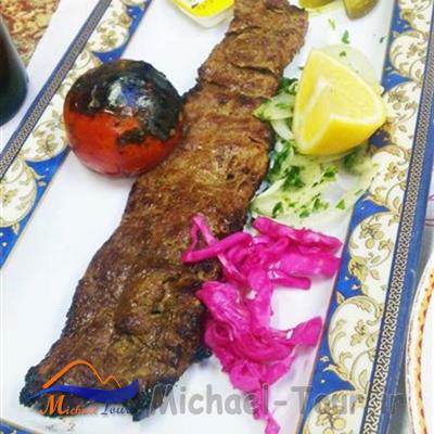 سفره خانه و رستوران سنتی زرتشت زنجان