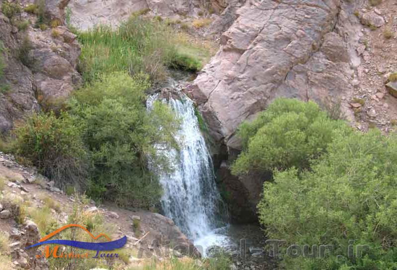 آبشار دره وامق آباد