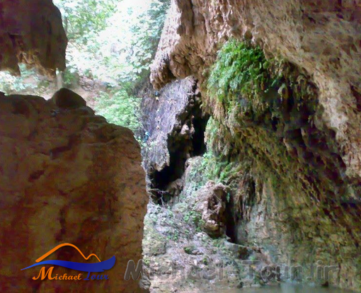 آبشار بالی قایه آبشار بالی قایه