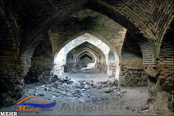 کاروانسرای قلعه خرگوشی کاروانسرای قلعه خرگوشی