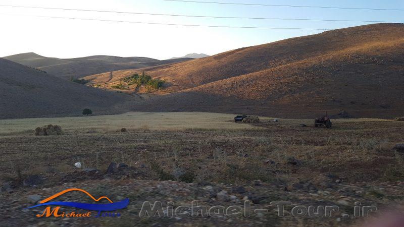 روستای توتا خانه