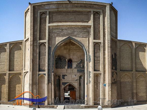 نقش هنر و معماری اسلامی در مسجد جامع ورامین