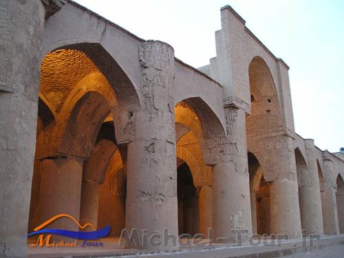 مسجد تاریخانه دامغان 