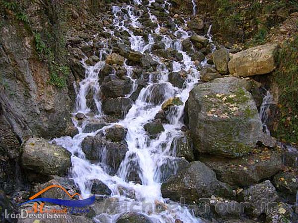 آبشار آب پری