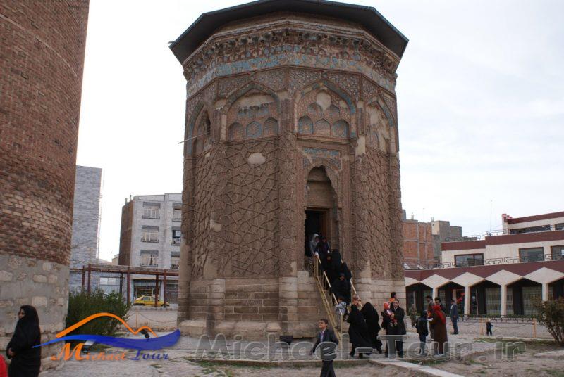 گنبد کبود گنبد کبود