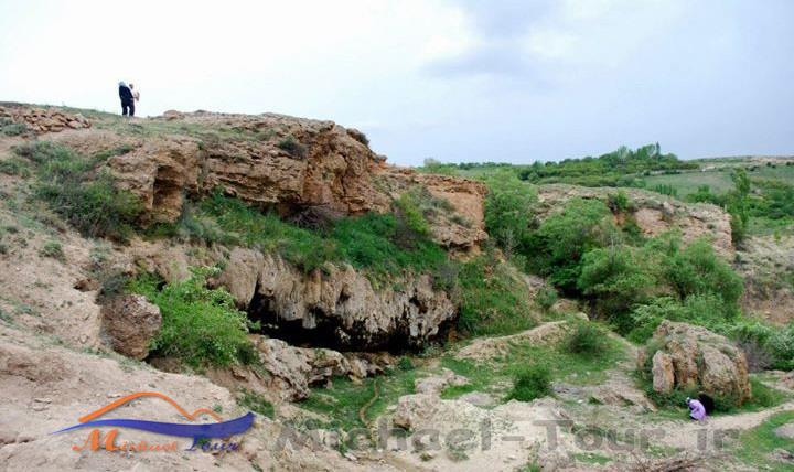 آبشار دامجی قیه آبشار دامجی قیه
