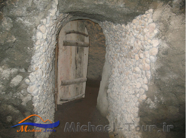 غار موزه وزیری