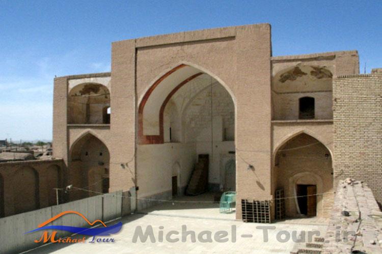 دیدنیهای بیرجند در بهار دیدنیهای بیرجند در بهار