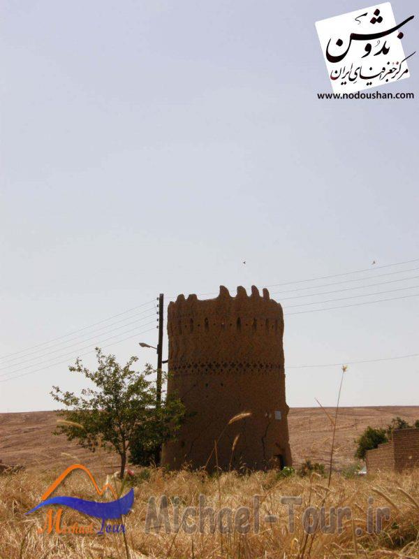 برج و دروازه حاجی جلال برج و دروازه حاجی جلال