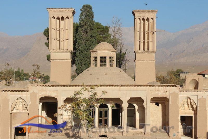 ساختمان شتر گلو ساختمان شتر گلو