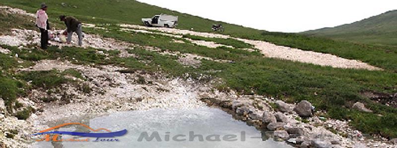 چشمه آب معدنی علی زاخونی