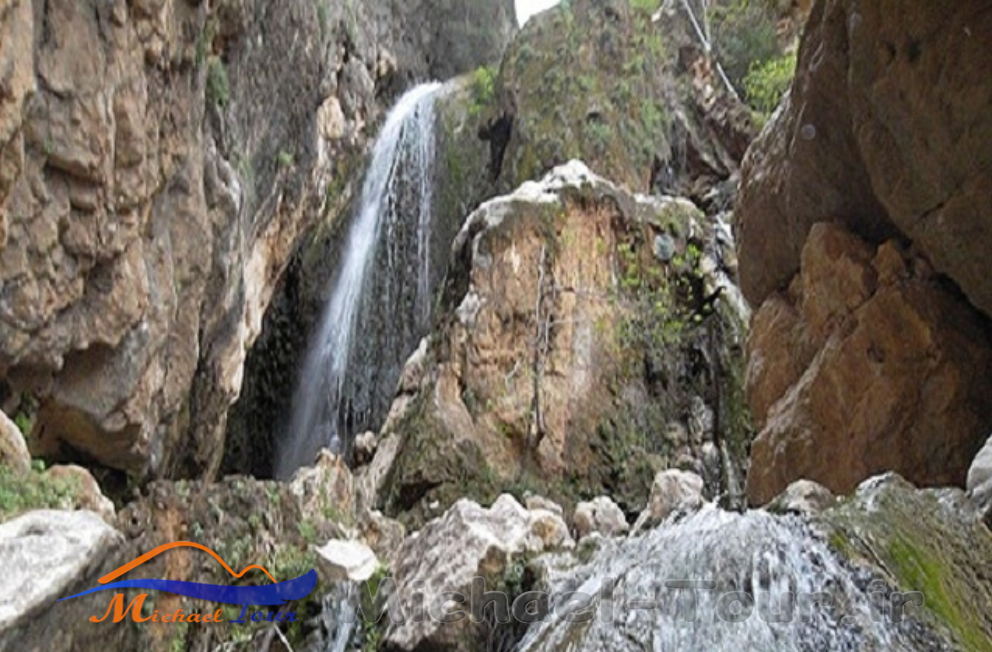 آبشار تنگسا نور آباد