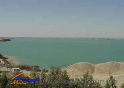 دریاچه چاه نیمه دریاچه چاه نیمه