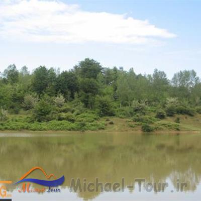 استخر طبیعی چماچا