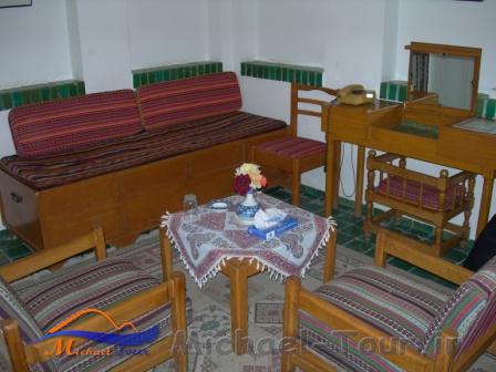 هتل جهانگردی نایین