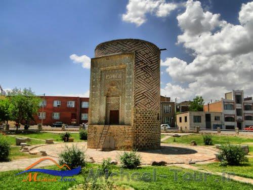 بنای سه گنبد ارومیه بنای سه گنبد ارومیه