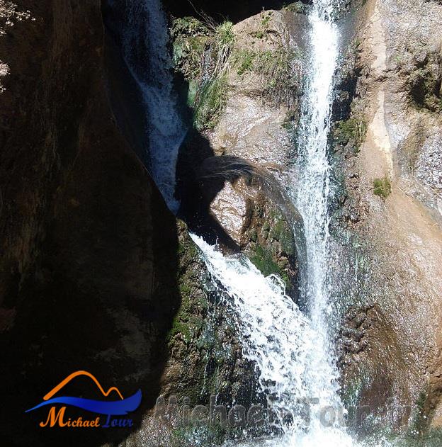 آبشار طلایی آبشار طلایی