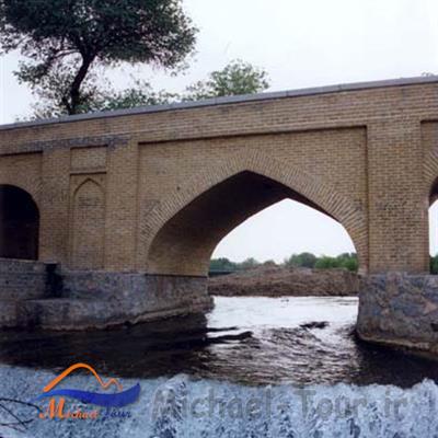 پل تاریخی مارنان