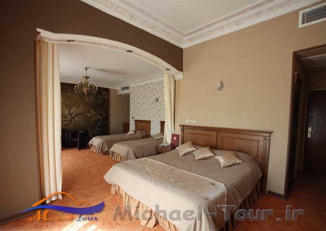 هتل بزرگ تهران