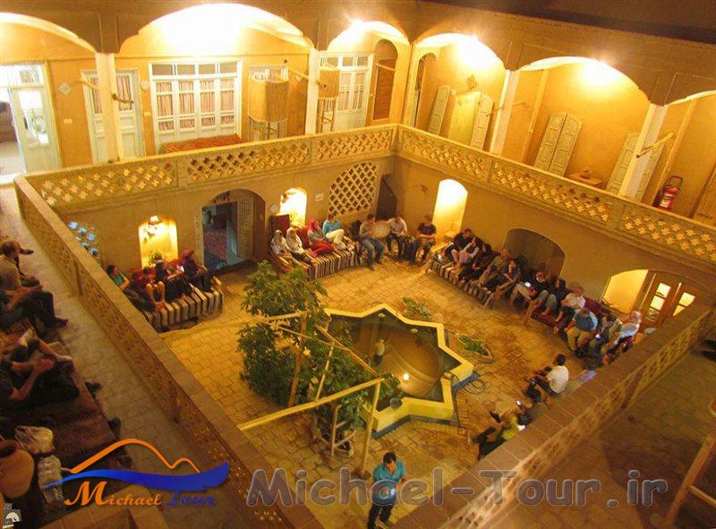 اقامتگاه بومگردی خانه نقلی کاشان اقامتگاه بومگردی خانه نقلی کاشان
