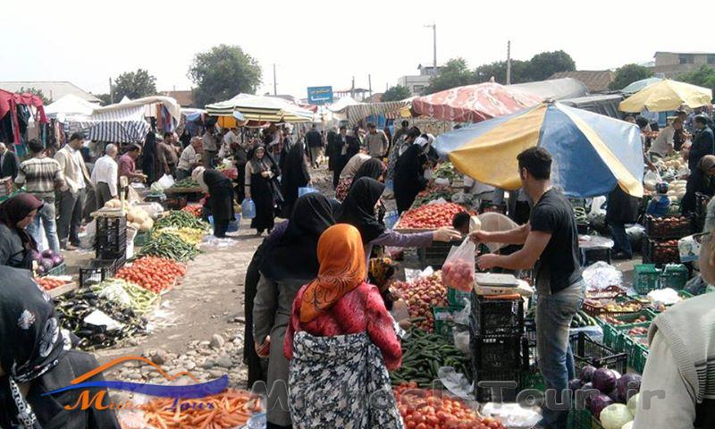 بازار هفتگی صومعه سرا