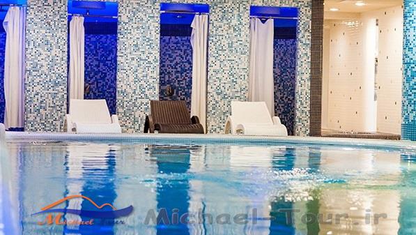 استخر هتل هما تهران