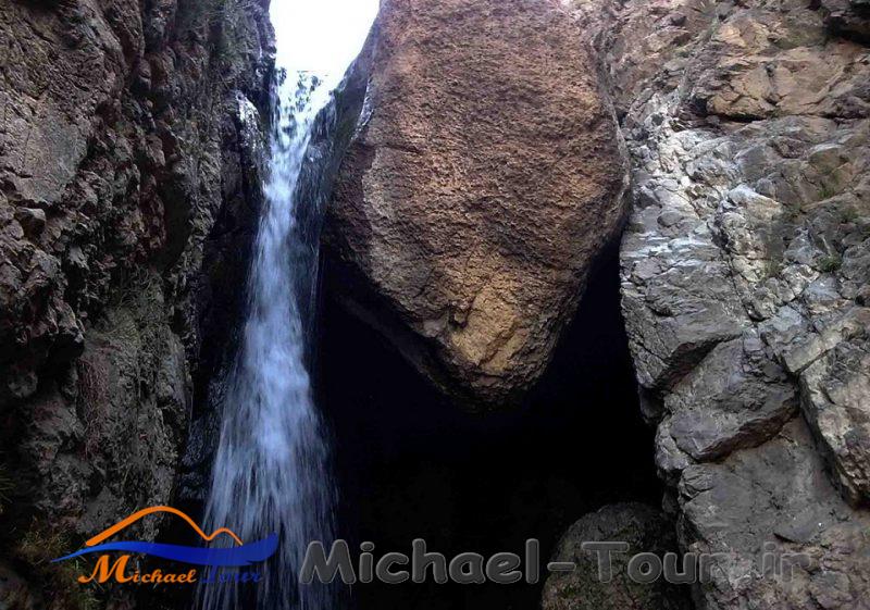 آبشارکوه گل آبشارکوه گل