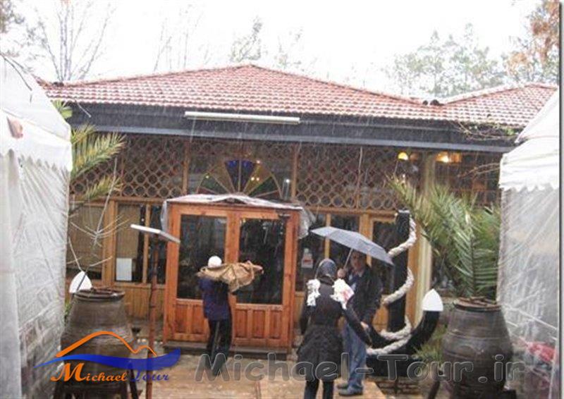 رستوران سنتی نخلستان