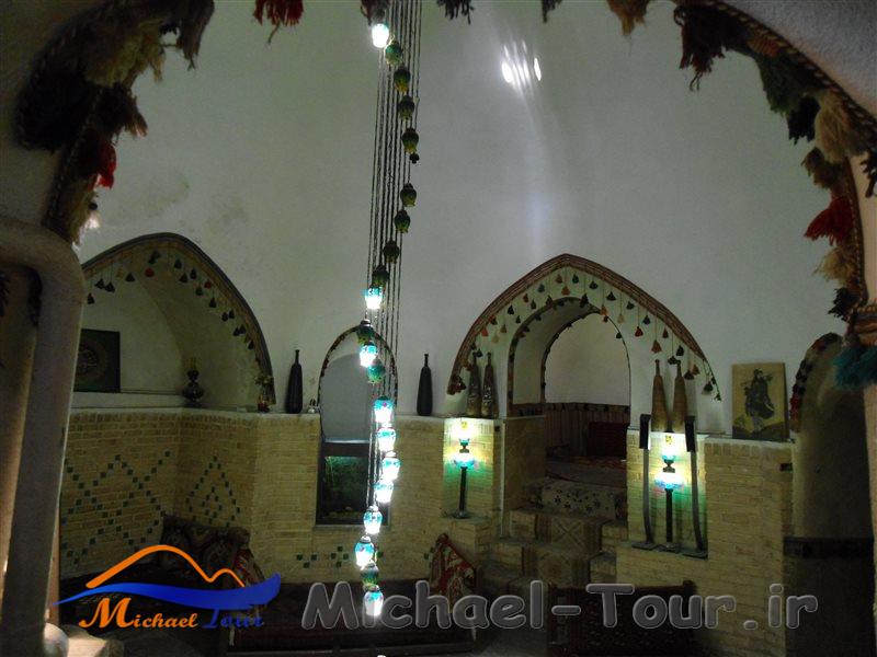 سفره خانه یان یان خرمدره