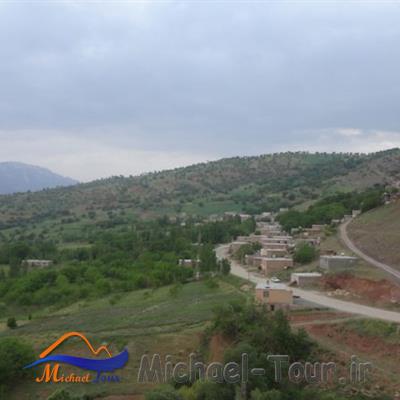 روستای سرخه توت