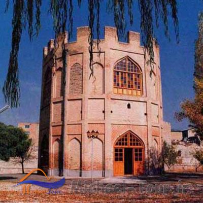 برج خلعت پوشان