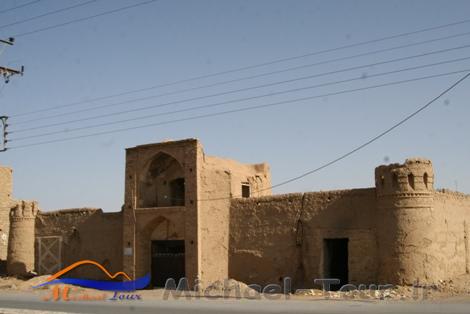 چاپارخانه عقدا