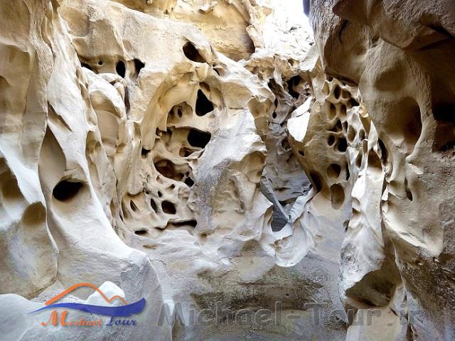 تنگه چاهکوه