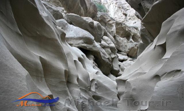 تنگه چاهکوه