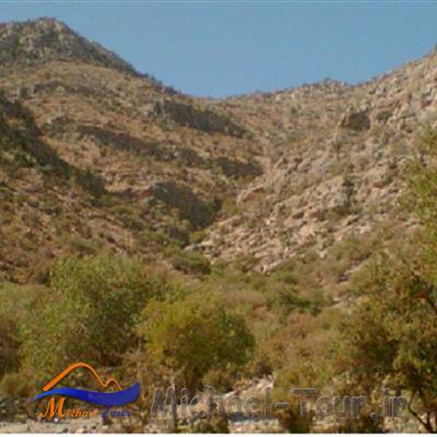 بته نور سروستان