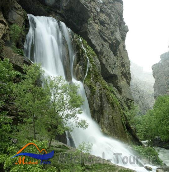 آبشارهای اشترانکوه آبشارهای اشترانکوه
