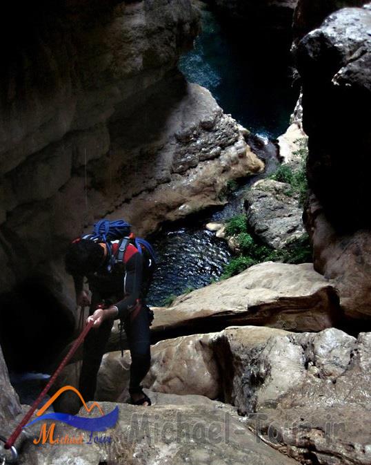 آبشارهای تنگه رغز آبشارهای تنگه رغز