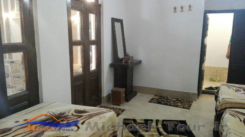 اقامتگاه بوم گردی نقره یزد