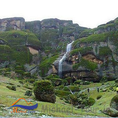 آبشار مخمل کوه خرم آباد