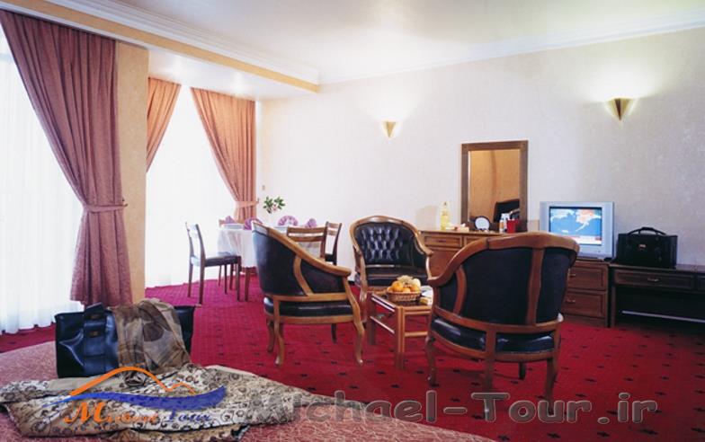 هتل انقلاب تهران