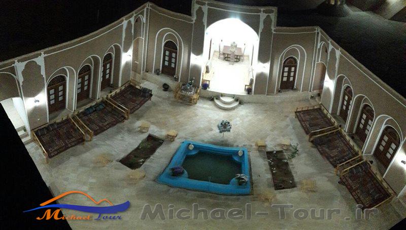 اقامتگاه بوم گردی ماه بی بی اردکان