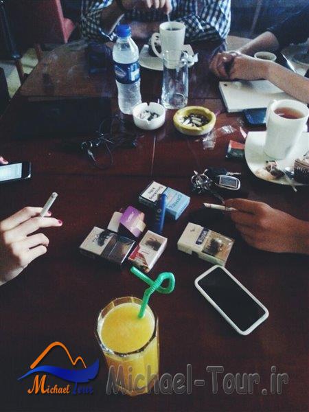 کافه ترنج مشهد