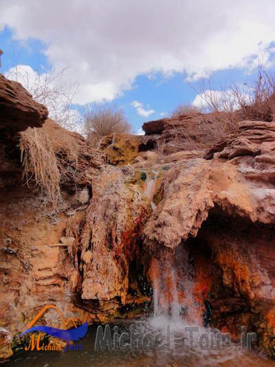 آبشار رسوبی شواز کهنه 