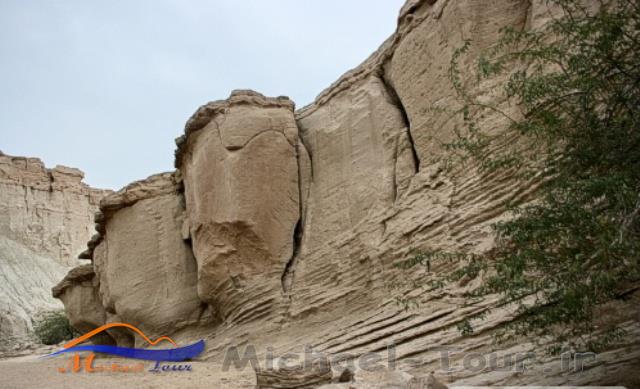 تنگه چاهکوه