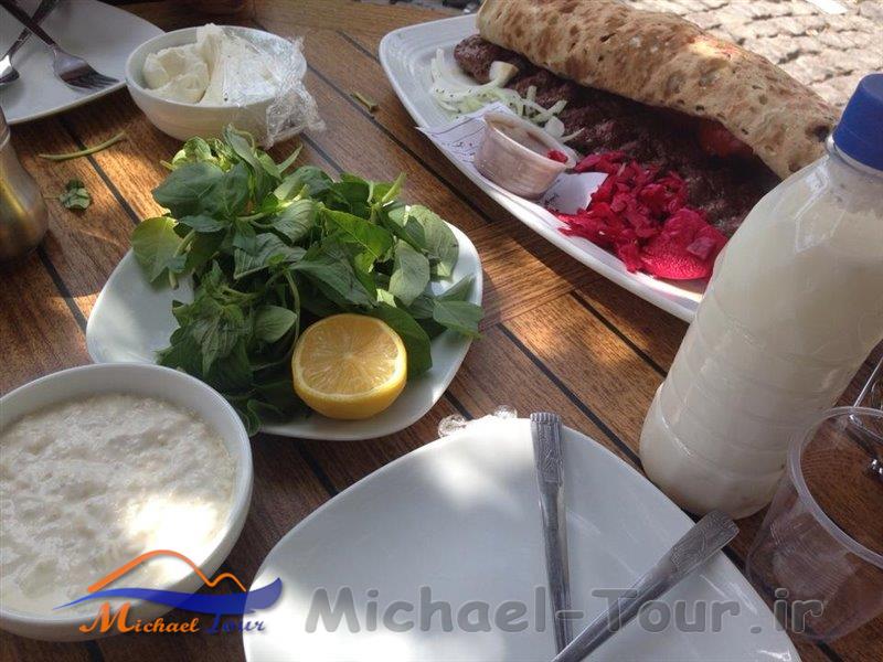 کباب سرای توچال
