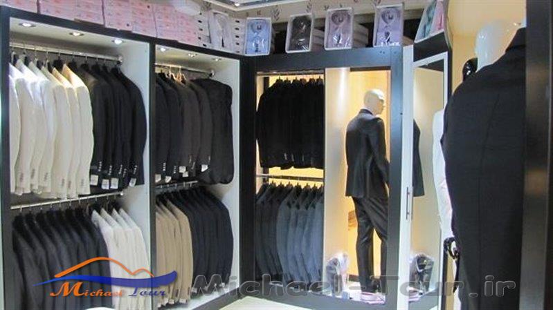 خیابان باب همایون (پر از لباس های مردانه)