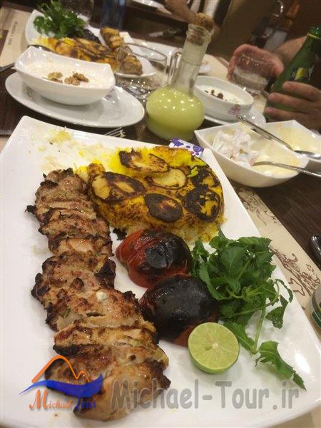 رستوران نمونه قزوین