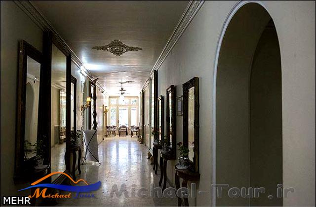 موزه آیینه و روشنایی موزه آیینه و روشنایی