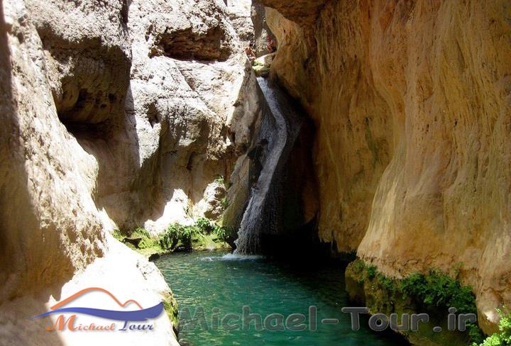 آبشارهای تنگه رغز آبشارهای تنگه رغز
